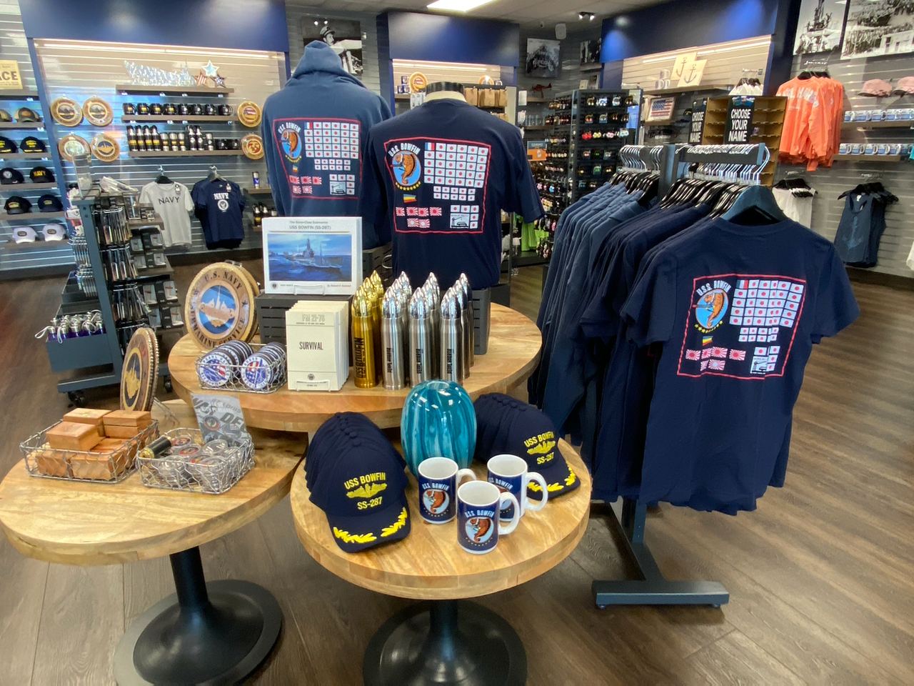 battle flag-themed clothing